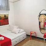 Fantastic House Near The Station Free Parking Lägenhet