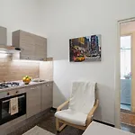 Fantastic House Near The Station Free Parking Genua
