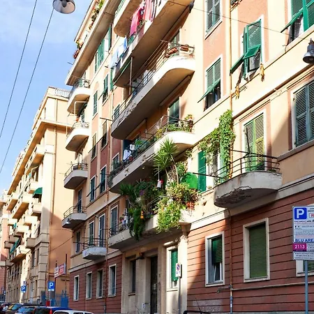 Apartament Fantastic House Near The Station Free Parking