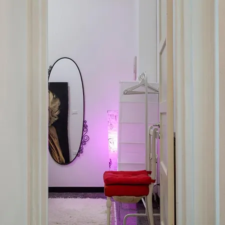 Fantastic House Near The Station Free Parking شقة *